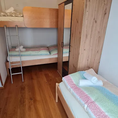 Haus Claudia By Globalimmoservice Lägenhet